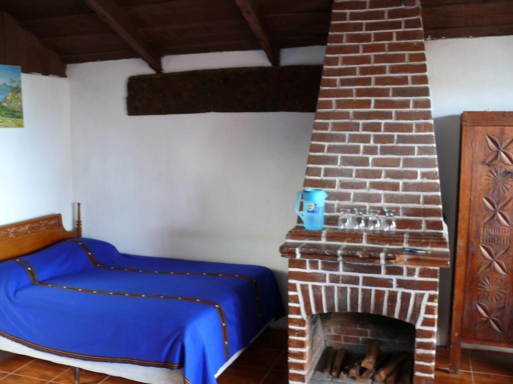 Hotel Playa Linda Panajachel Dış mekan fotoğraf