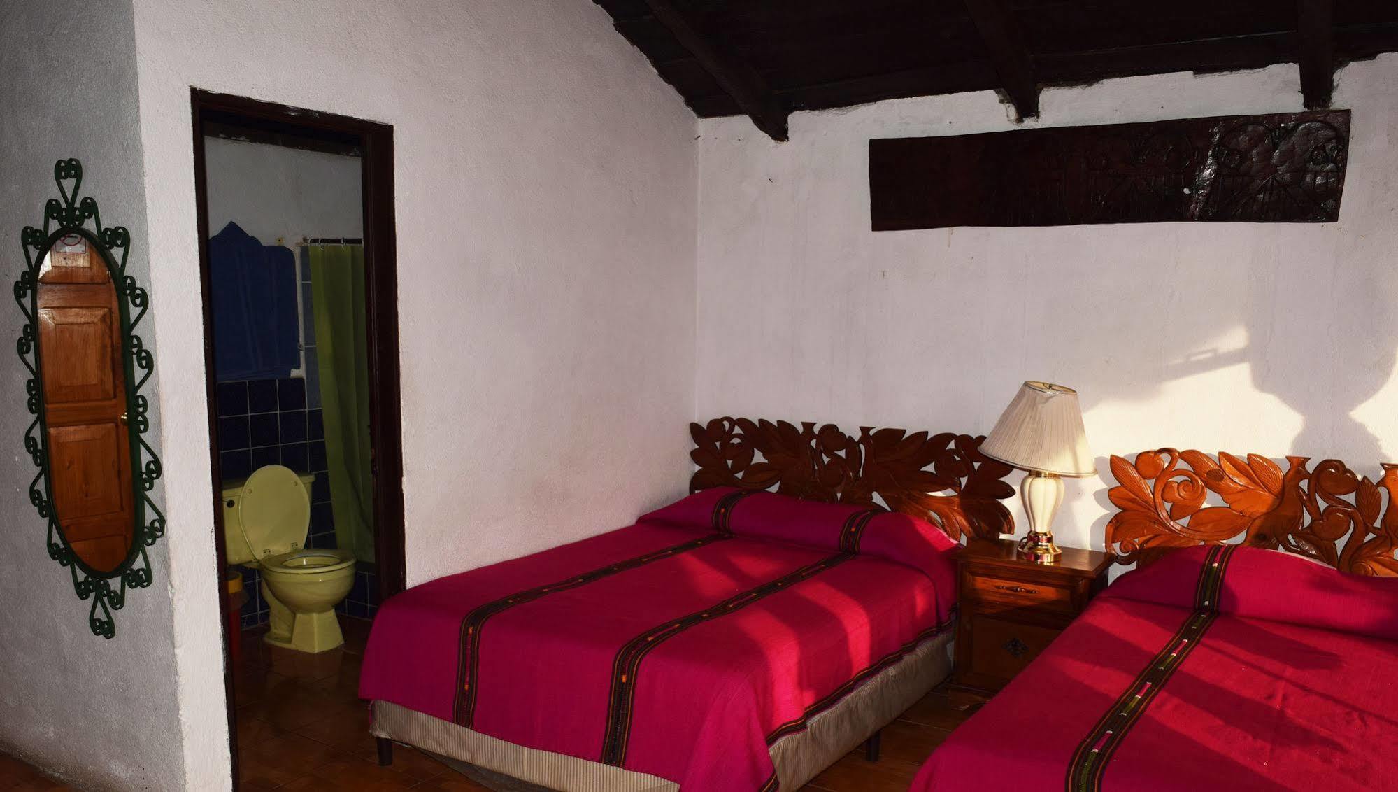 Hotel Playa Linda Panajachel Dış mekan fotoğraf